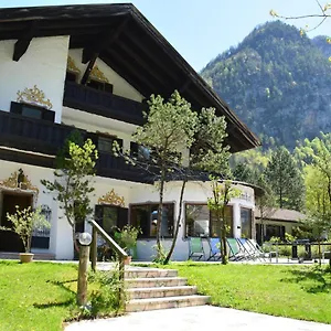 3* Bed & Breakfast Almhof Baumgarten